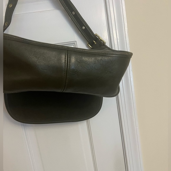 Vintage Coach handbag (Olive) - Picture 3 of 5